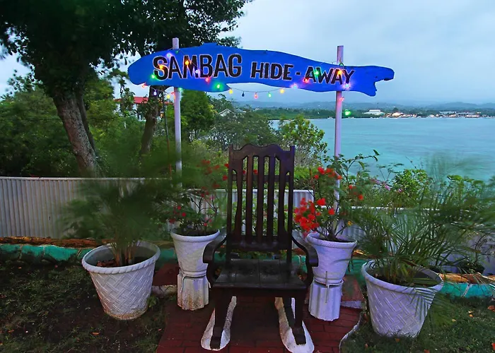 Sambag Hideaway 3* Moalboal